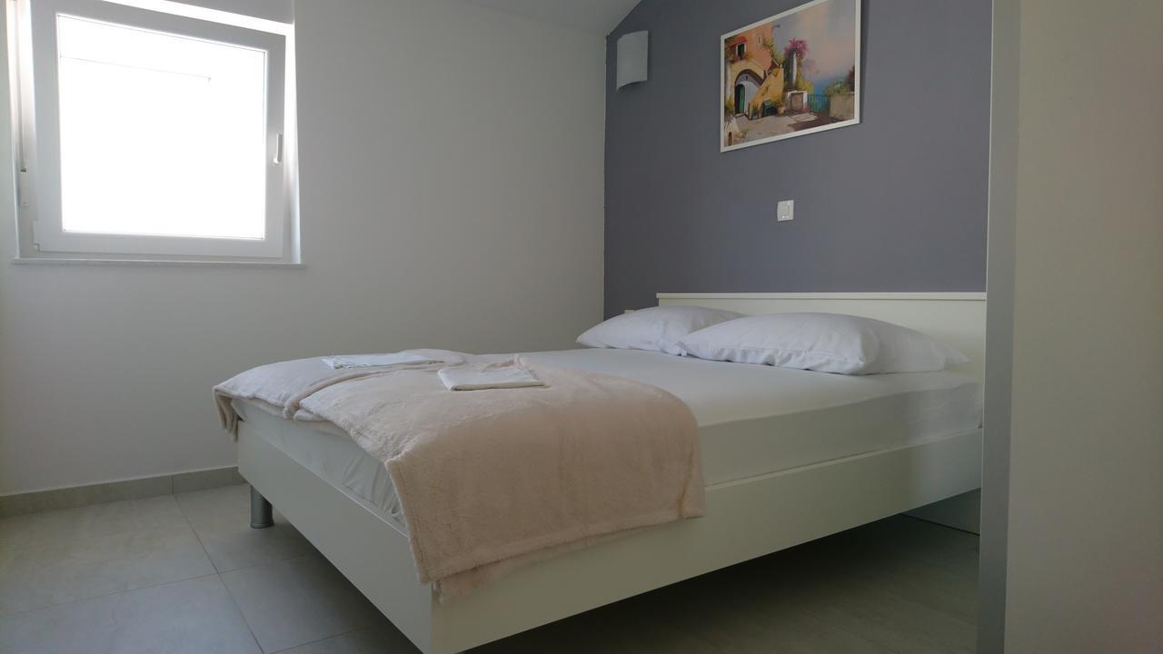 Ferienwohnung Colic Njivice Exterior foto